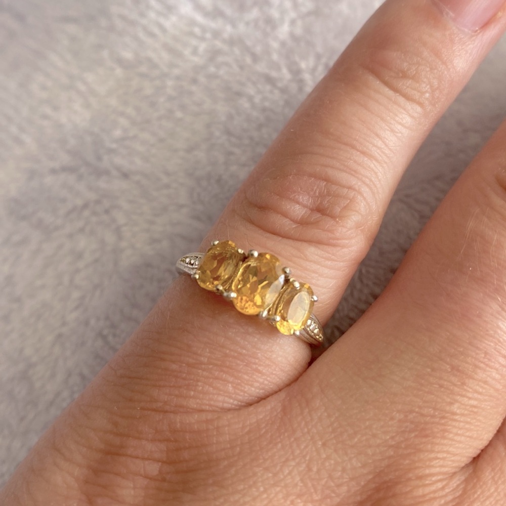 3 Oval Stone Citrine Ring; 925 Sterling Silver; Size 6